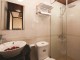 Paragon Cruise-bathroom